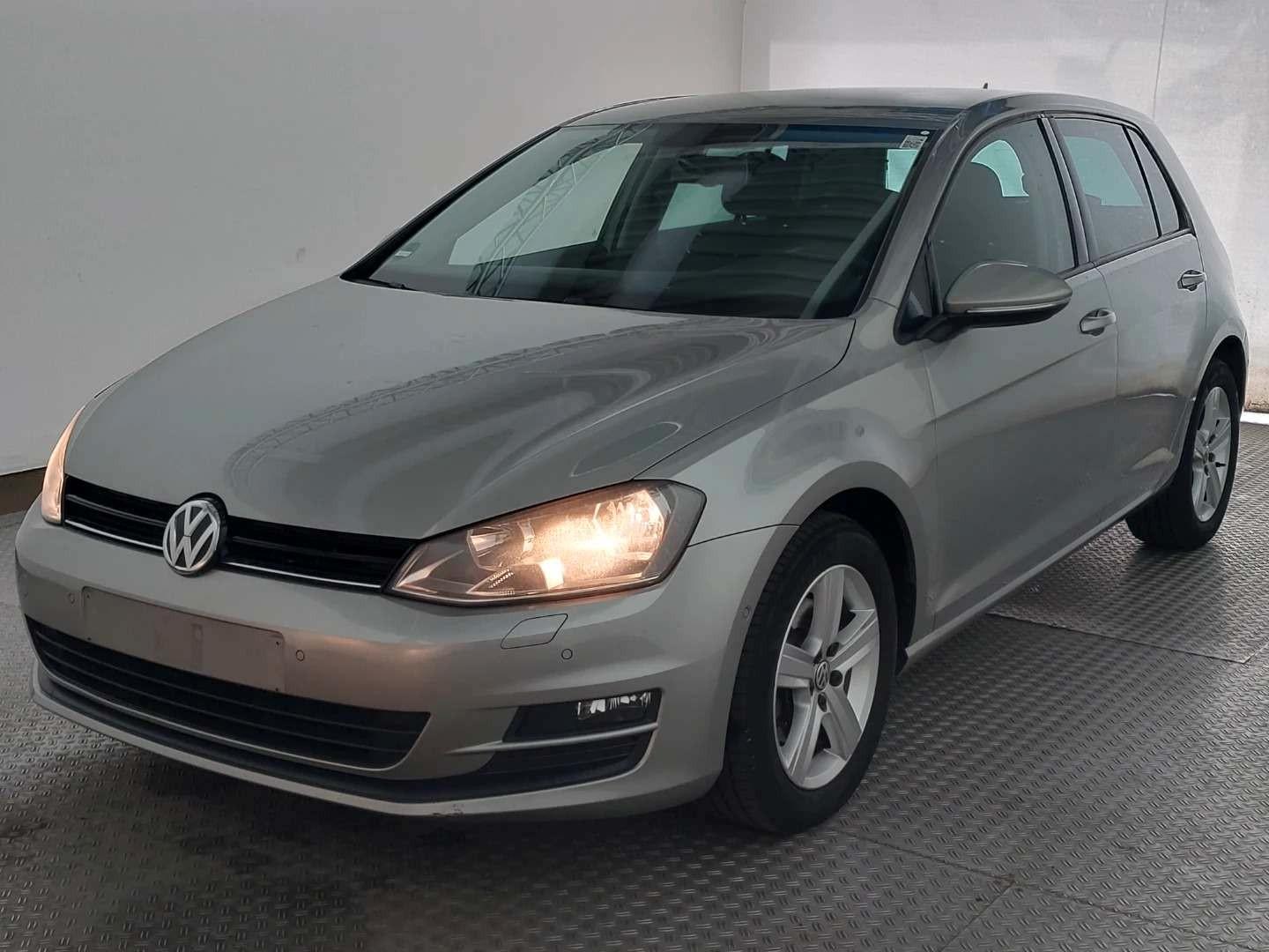 Volkswagen Golf VII Lim. Comfortline NAVI PDC Klima Standh.