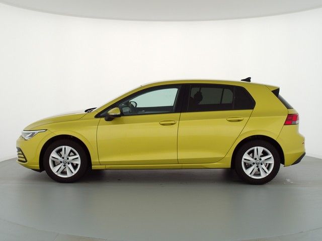 Fahrzeugabbildung Volkswagen Golf VIII TSI Life LED Navi AID ACC PDC SHZ