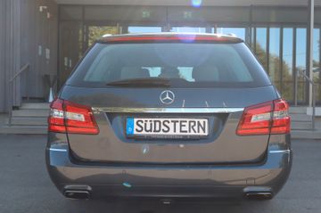 Mercedes E 200 - 5