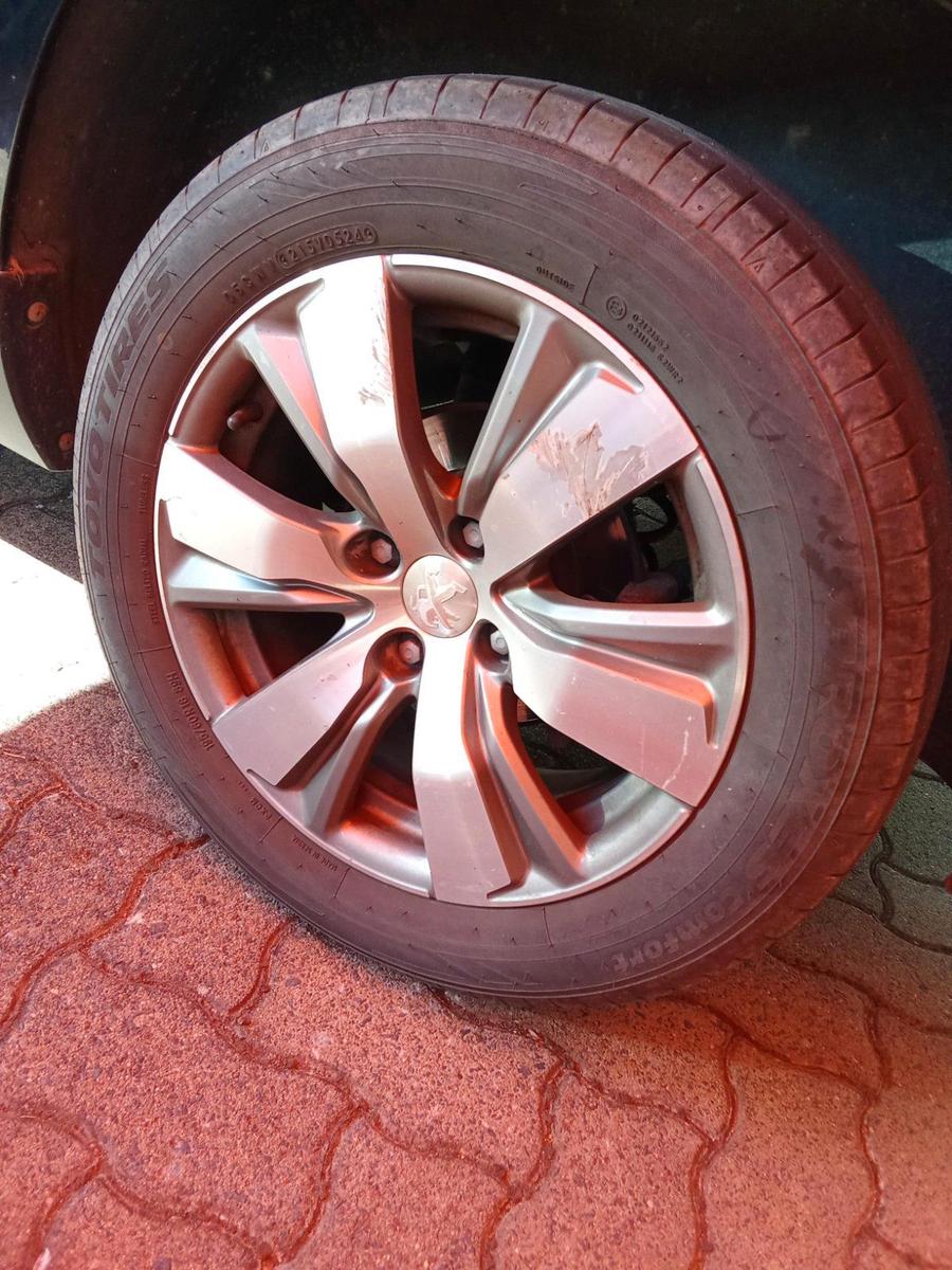 Peugeot 2008 2015 — photo 6