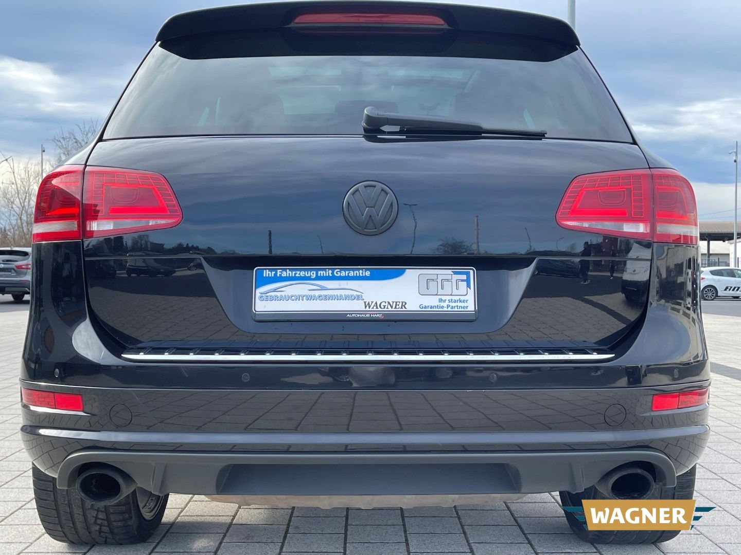 Fahrzeugabbildung Volkswagen Touareg V6 TDI BMT 3.0 R-Line Automatik