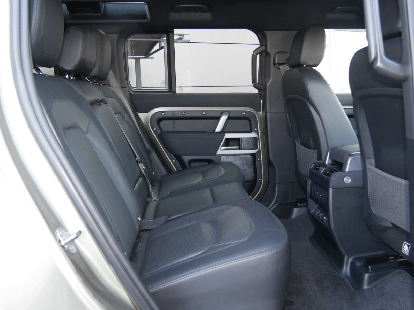 Land Rover Defender 110 X-Dynamic SEel.AZV foto 5