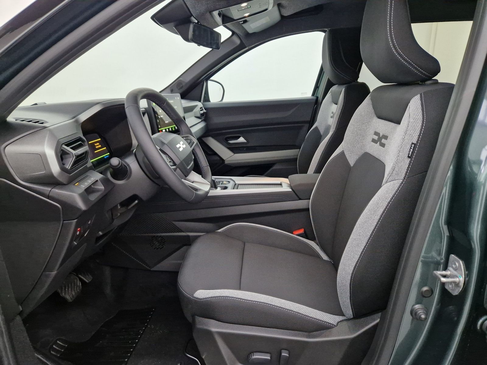 DACIA Bigster  Journey Hybrid 155 Winter-Plus – Bild 8