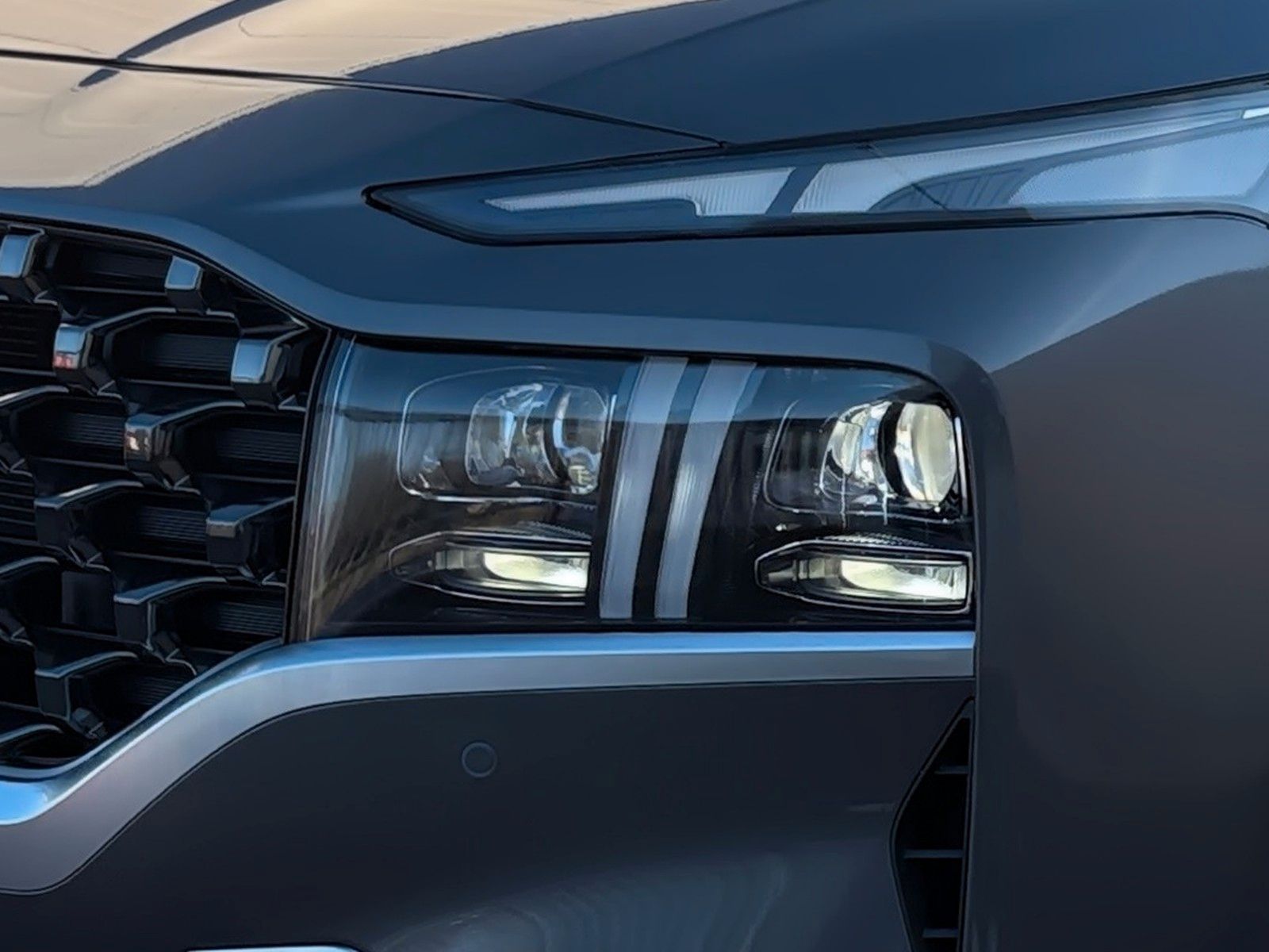 Fahrzeugabbildung Hyundai Santa Fe Signature *ALLRAD*