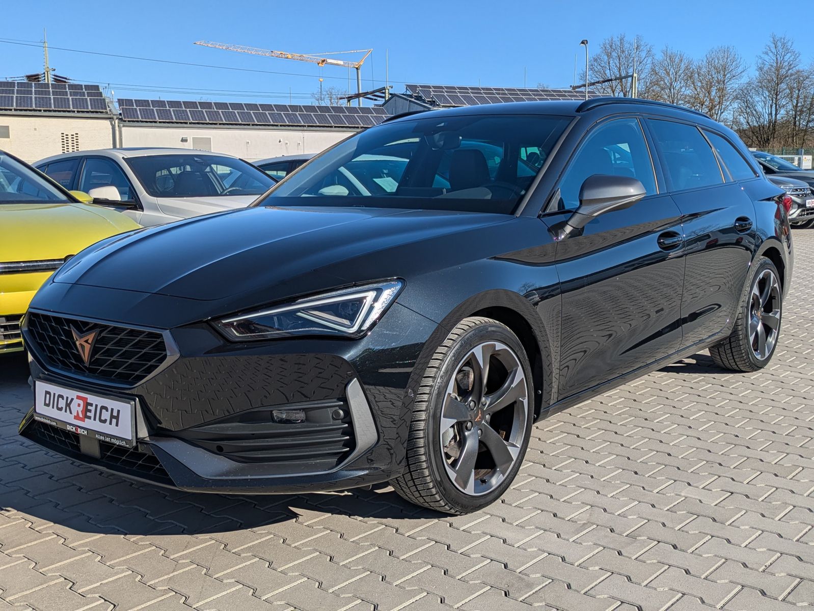 Fahrzeugabbildung CUPRA Leon 1.5 eTSI DSG MATRIX-LED*ACC*APP*KAMERA*18"