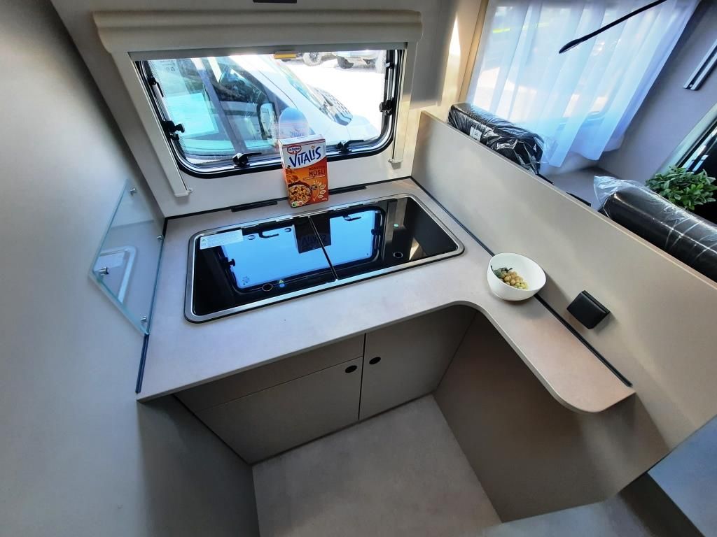 Fahrzeugabbildung LMC Tracer 730 EL Verfüg./Sparen Sie 9.271,- €