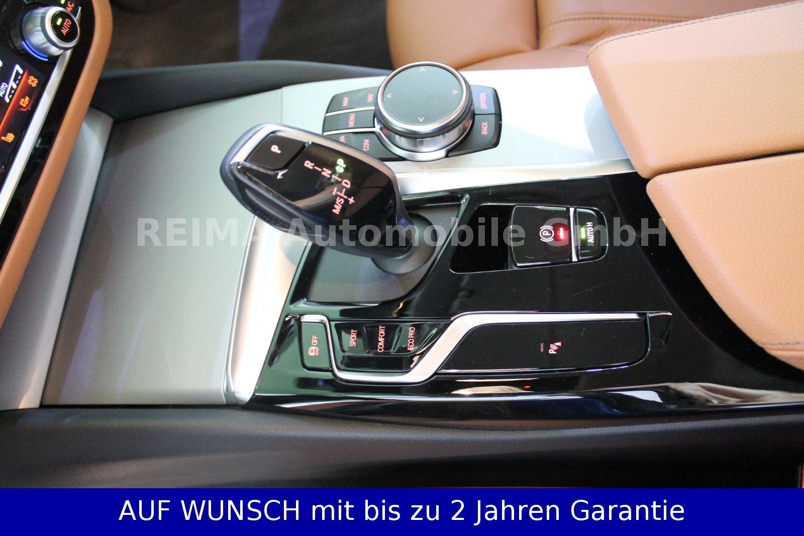 Fahrzeugabbildung BMW 520i  Touring Automatik, LED, Leder, Navi