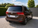 Volkswagen VW Touran 1.4 TSI DSG | 7-Sitzer | LED | CarPlay - VW Touran Gebrauchtwagen in Bielefeld
