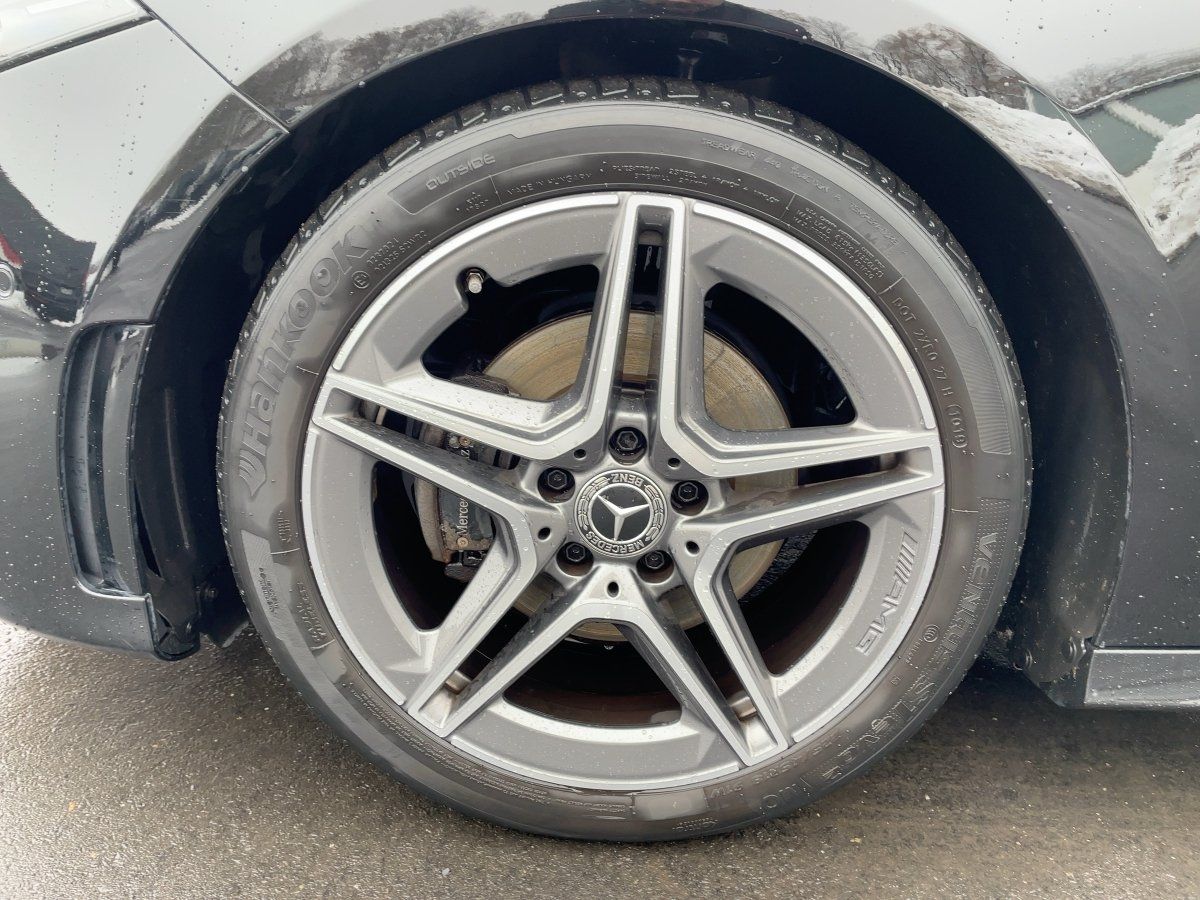 Fahrzeugabbildung Mercedes-Benz A 180 AMG/LED/Tempomat/Navi