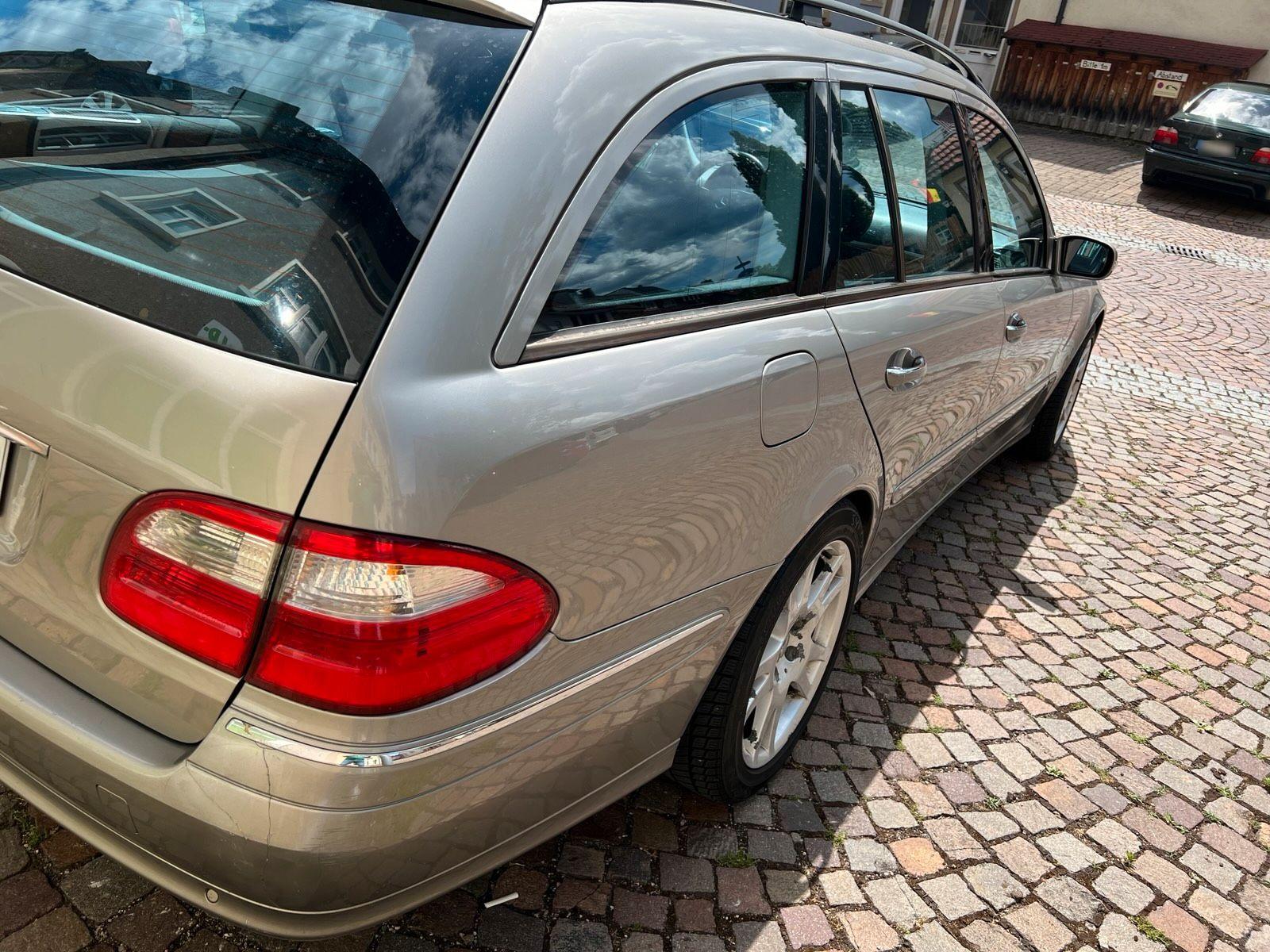 Mercedes-Benz E270 2004 — photo 5