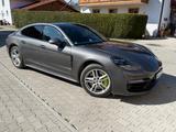 Porsche Panamera 4 E-Hybrid - - Porsche Panamera aus 2018 mit Hybrid-Antrieb