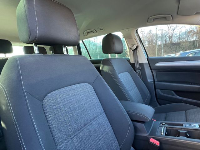 Passat Variant Business 1.5TSI DSG Navi*ACC*AHK!
