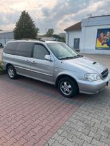 Kia Autoverkauf nicht teuer - Kia Carnival aus 2006 mit Diesel-Antrieb