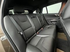 VOLVO V60 CROSS COUNTRY D4 / 1.H/ CARPLAY/ 2017/ AUTOM