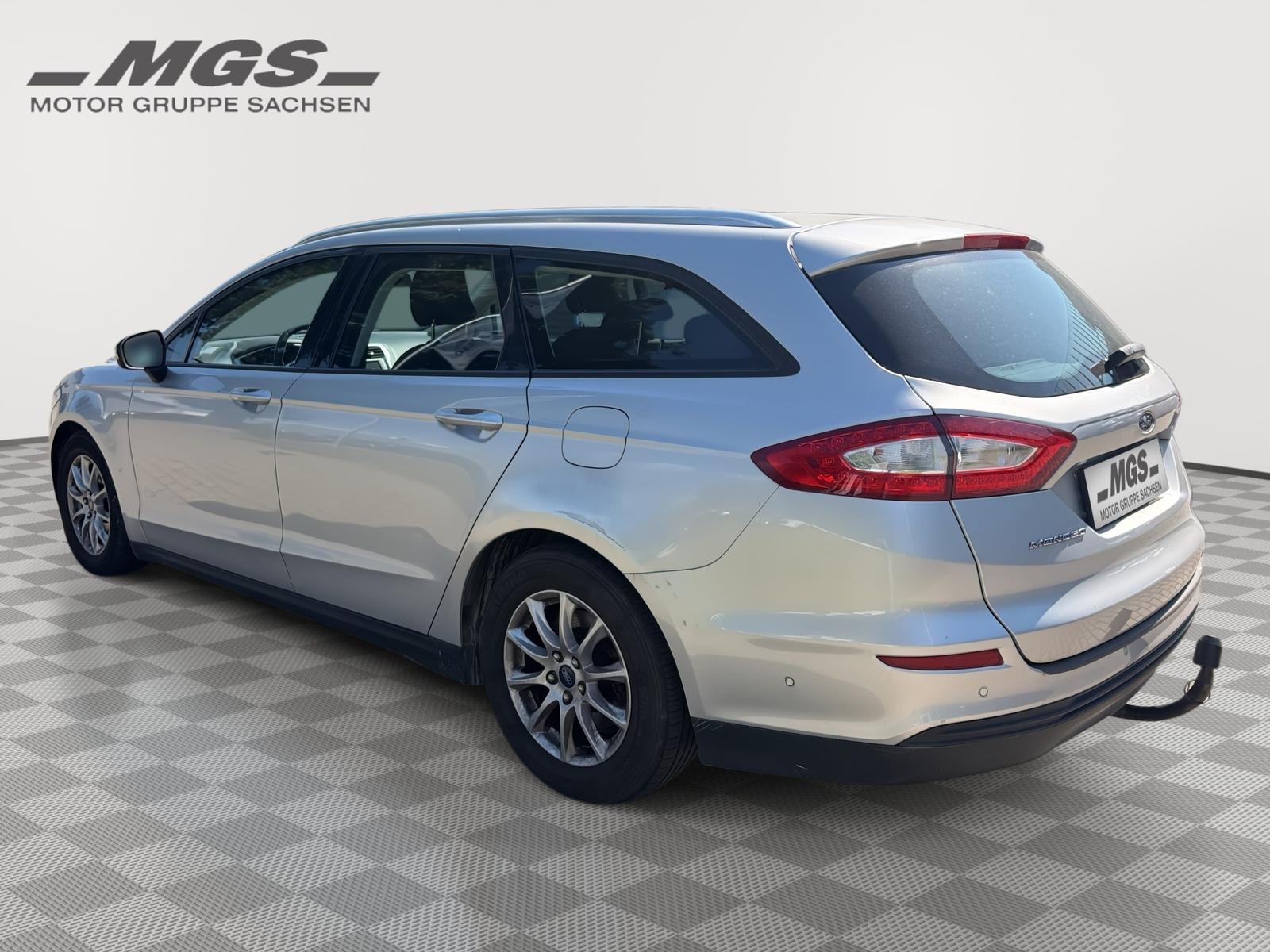 Ford Mondeo 2015 — photo 11