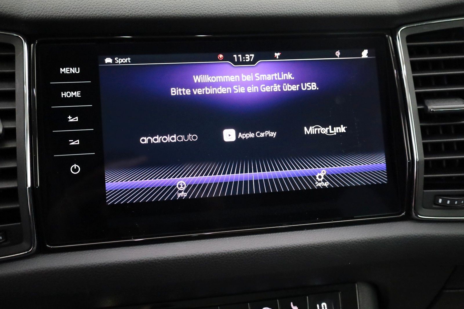 Fahrzeugabbildung SKODA Kodiaq Scout 4x4 7Si,TLeder,Navi,LED,Kamera,AHK
