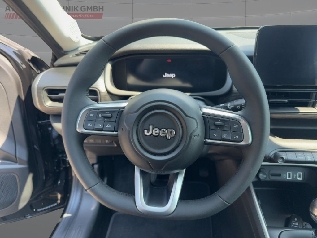 Fahrzeugabbildung Jeep Avenger Altitude  NAVI  RÜCKFAHRK.  KLIMAAUTOM.