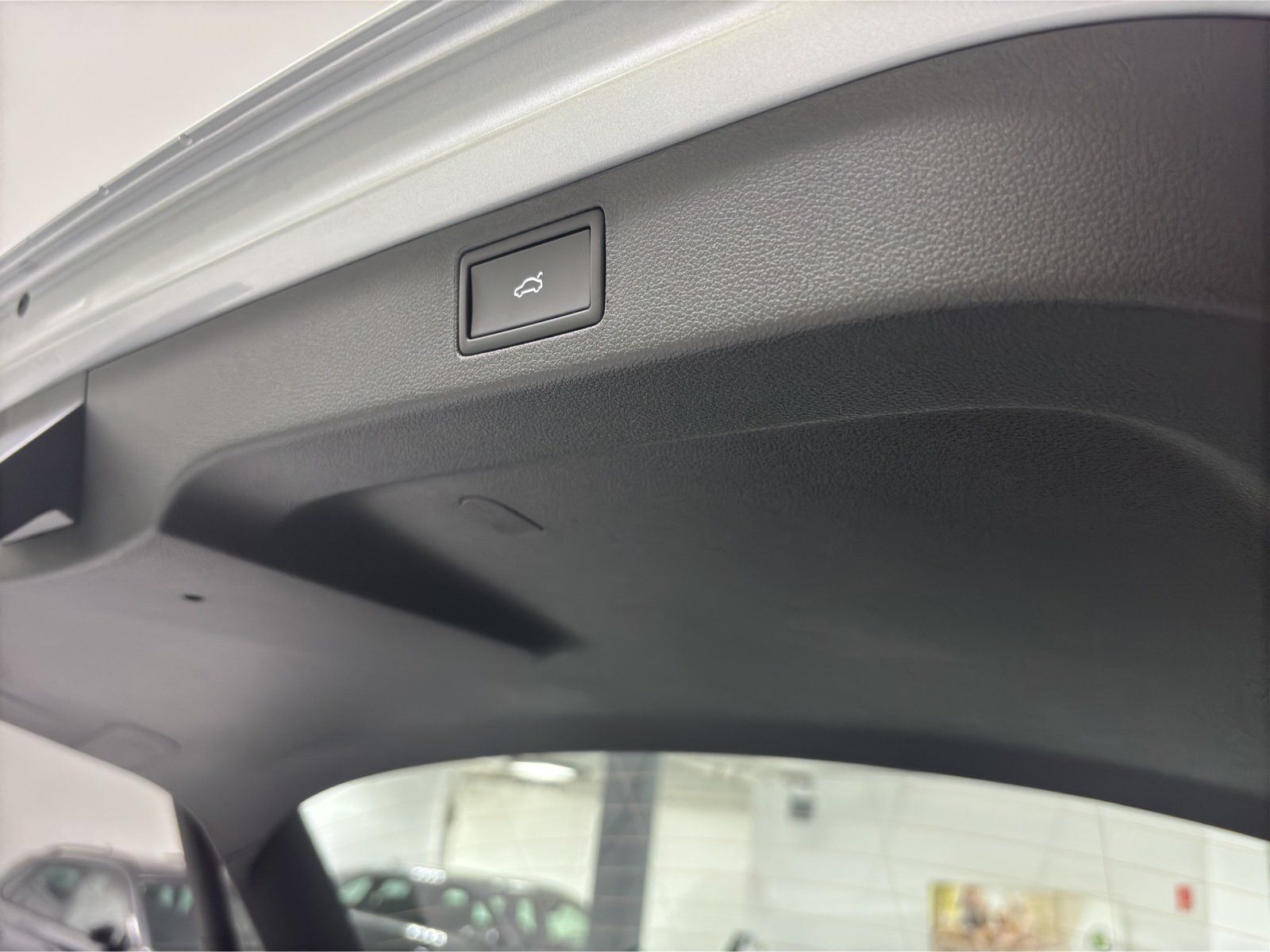 Fahrzeugabbildung SKODA Kamiq Tour 1,0 TSI 85 kW