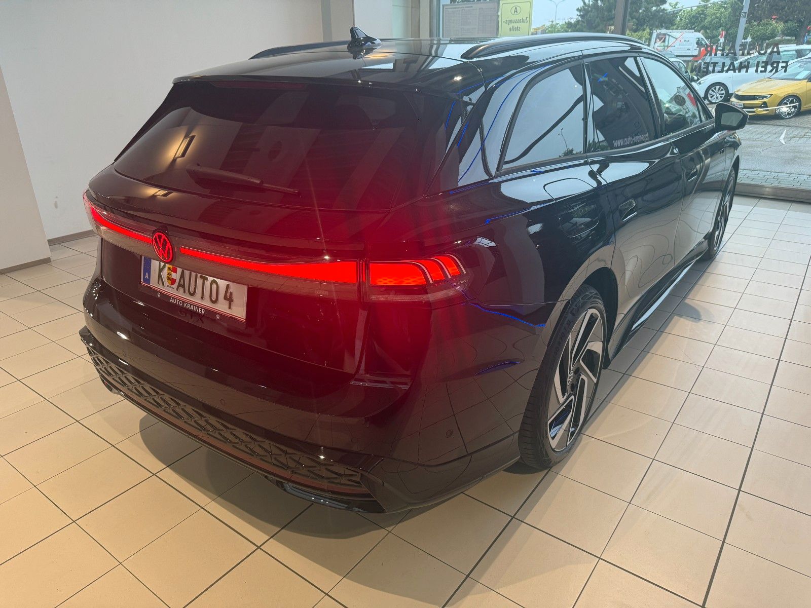 Volkswagen ID.7 Tourer GTX 4MOTION 250 kW / 86 kWh VOLL!! imagem 2