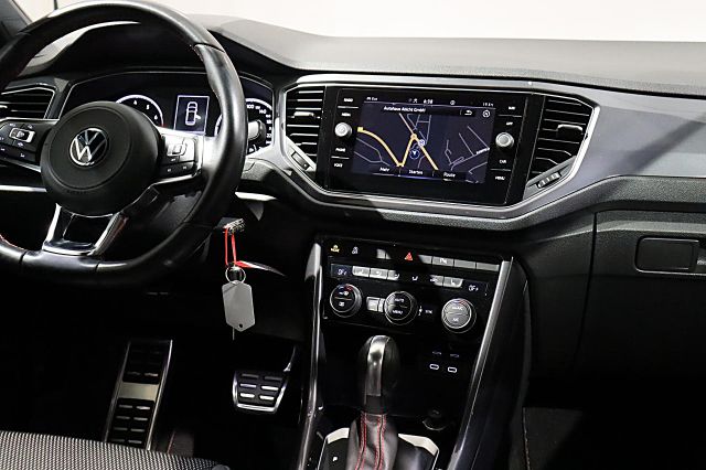 T-Roc Sport 1.5 TSI DSG LED NAVI KAMERA ACC el.H