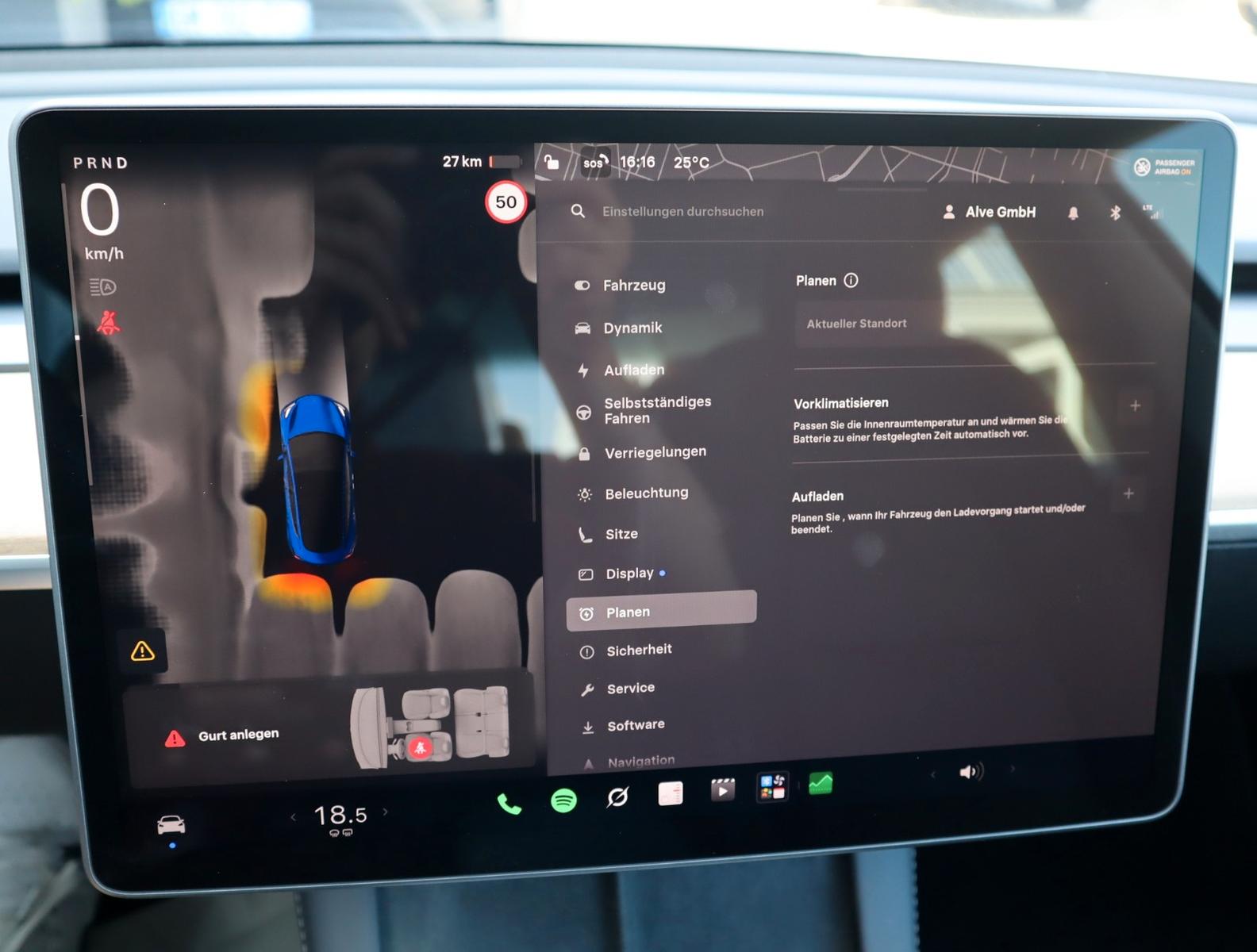 Tesla Model 3 Long Range Allrad /SHZ /2-Zonen-Klima