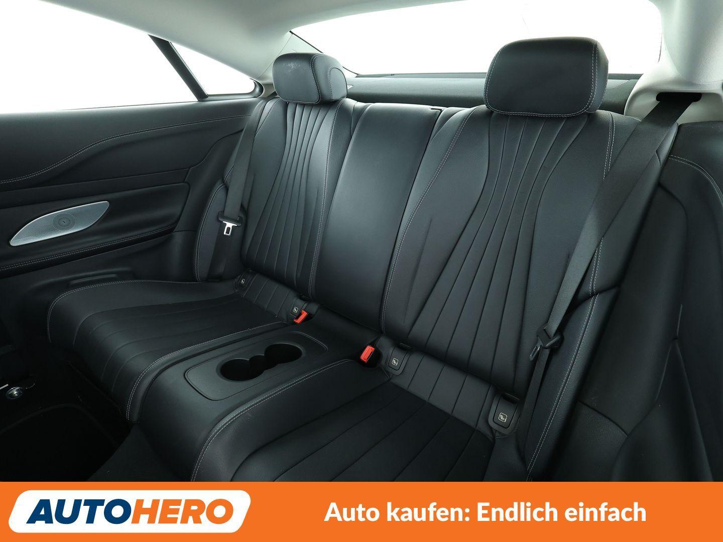 Mercedes-Benz E 300 Avantgarde Aut.*NAVI*PDC*TEMPO*SHZ*