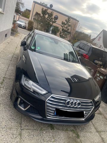 Audi A4 35 TFSI S tronic S line S line