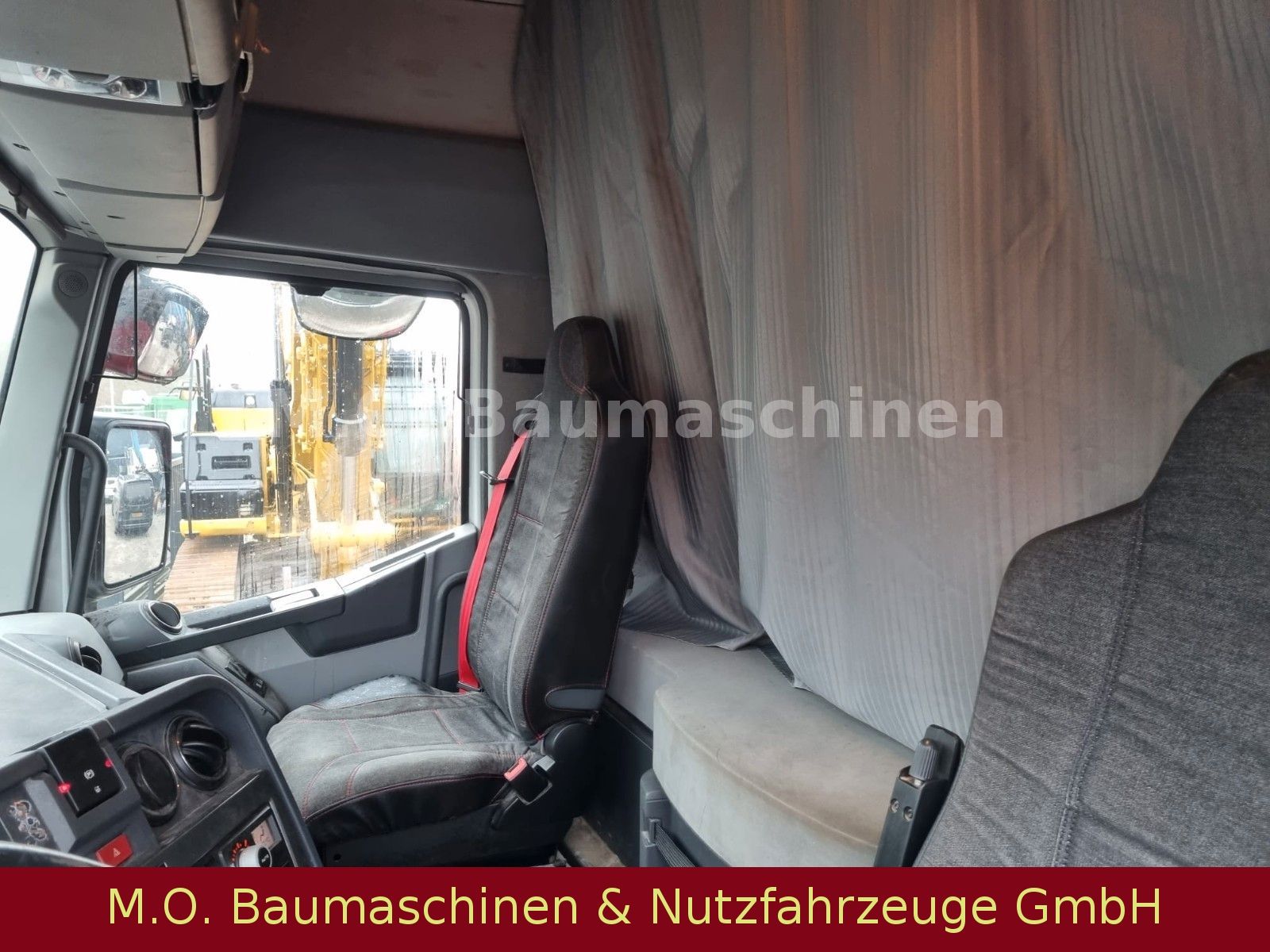 Fahrzeugabbildung Renault C 460 / 4x2  / AC / Euro 5 /Kipphydr./