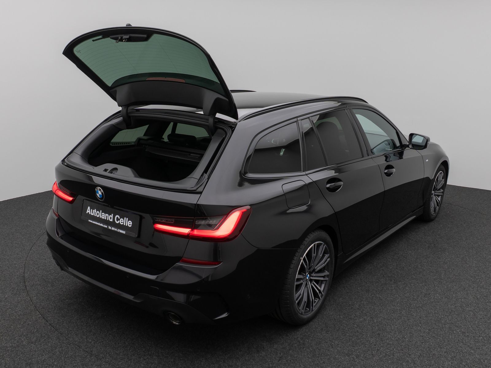 Fahrzeugabbildung BMW 320d M Sport Kamera CockPitPro DAB LED Alarm