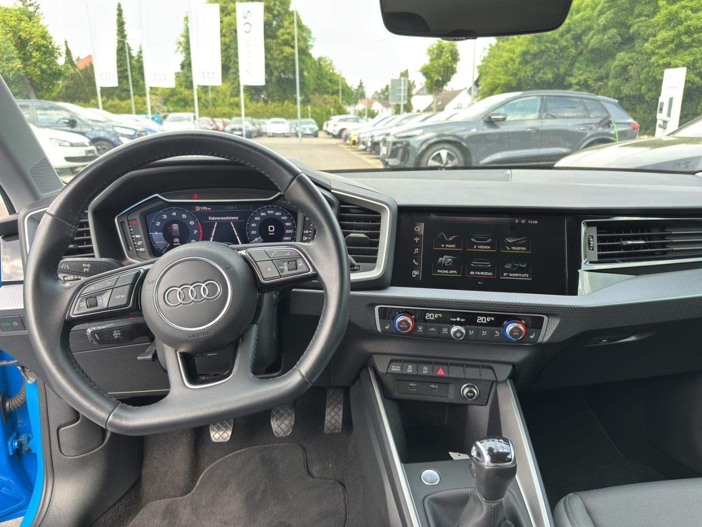 Fahrzeugabbildung Audi A1 Sportback S line