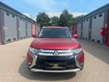 Mitsubishi Outlander SUV-Star 2WD 1Hand Kamera - Mitsubishi Outlander: 2.2