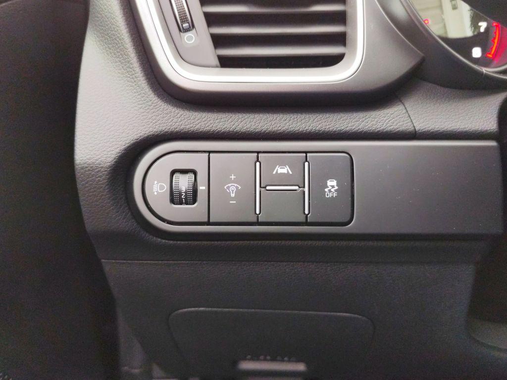 Kia Ceed SW 1.5 AT  Spirit -S- LED