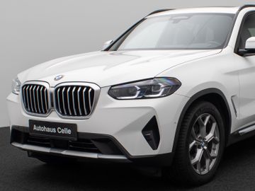 Fahrzeugabbildung BMW X3 xD20d Panoram Kamera DAB HiFi Komfort ACC 19"