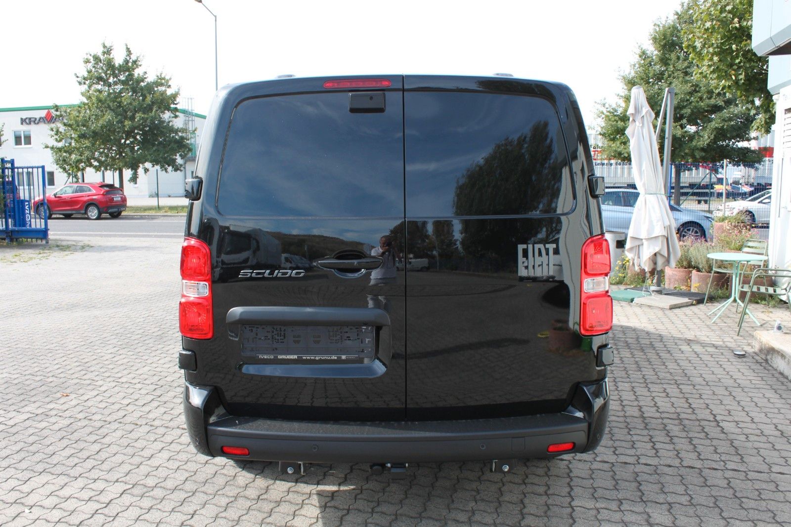Fahrzeugabbildung Fiat Scudo XL Multicab Webasto/Full-LED 6-Sitzer