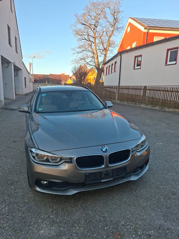 Image of BMW 320