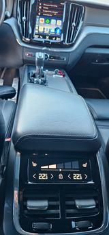 Volvo XC60 D5 AWD R Design Geartronic R Design