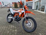 KTM 690 Enduro R 2026 ab 1,99% eff. Zins lieferbar! - KTM ENDURO 690