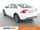 Volvo Cross Country 2.0 D3 Momentum Aut.*NAVI*BI-XENON - Volvo: Momentum