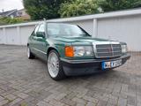 Mercedes-Benz 190 H-Kennzeichen - Mercedes-Benz 190 aus 1986 mit Diesel-Antrieb