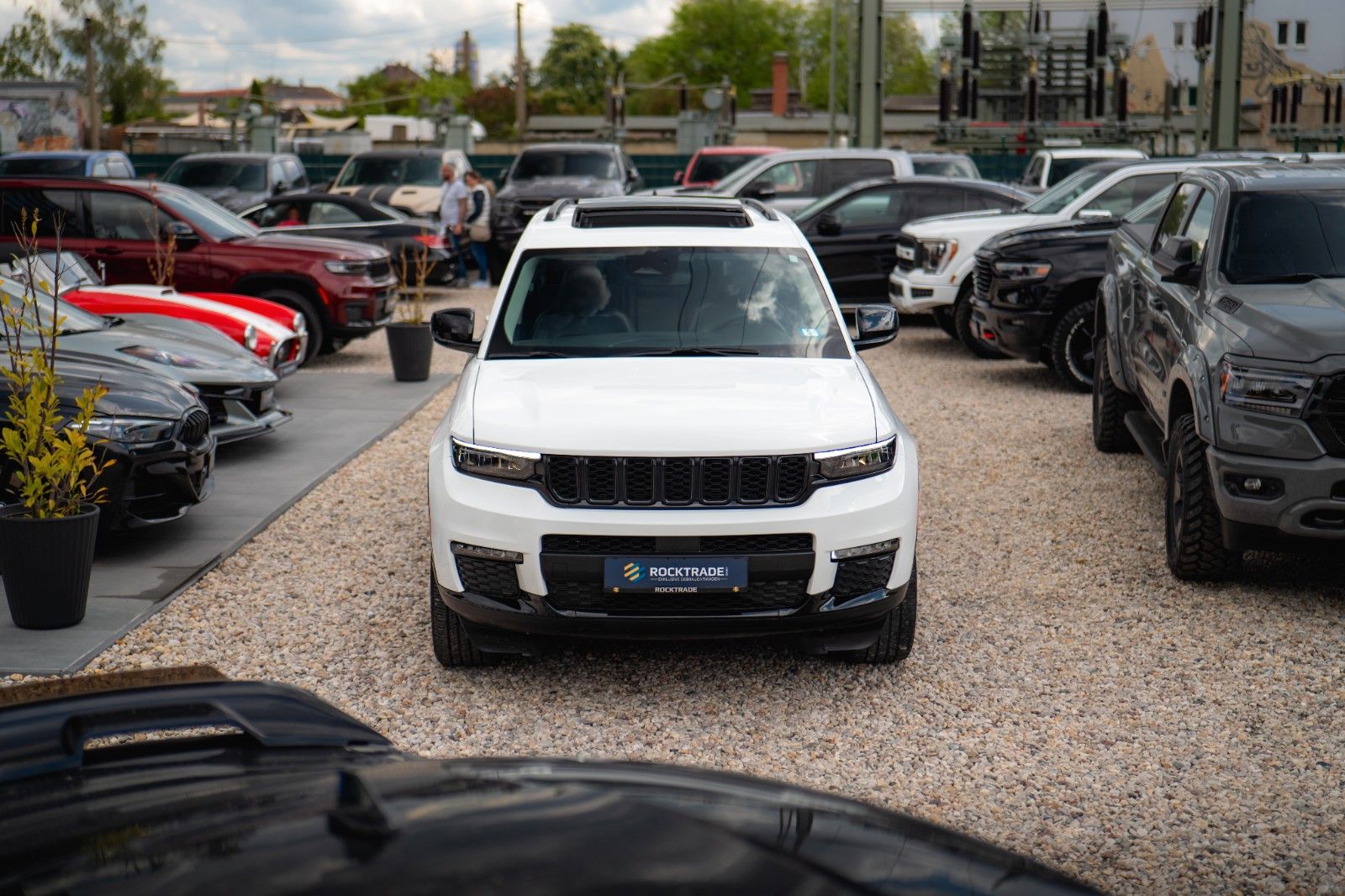 Fahrzeugabbildung Jeep Grand Cherokee 3.6 4x4 LIMITED L Night*ACC*Pano*