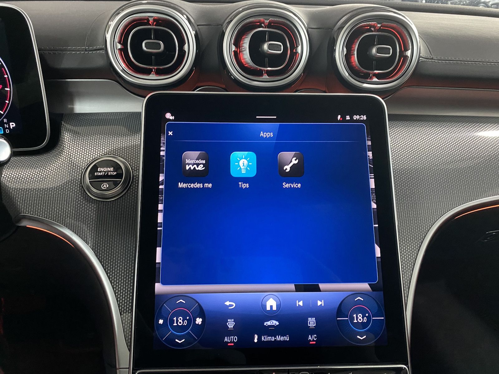 Fahrzeugabbildung Mercedes-Benz CLE 200 AMG/PANO/DIS/360/BUR/NIGHT/´19/