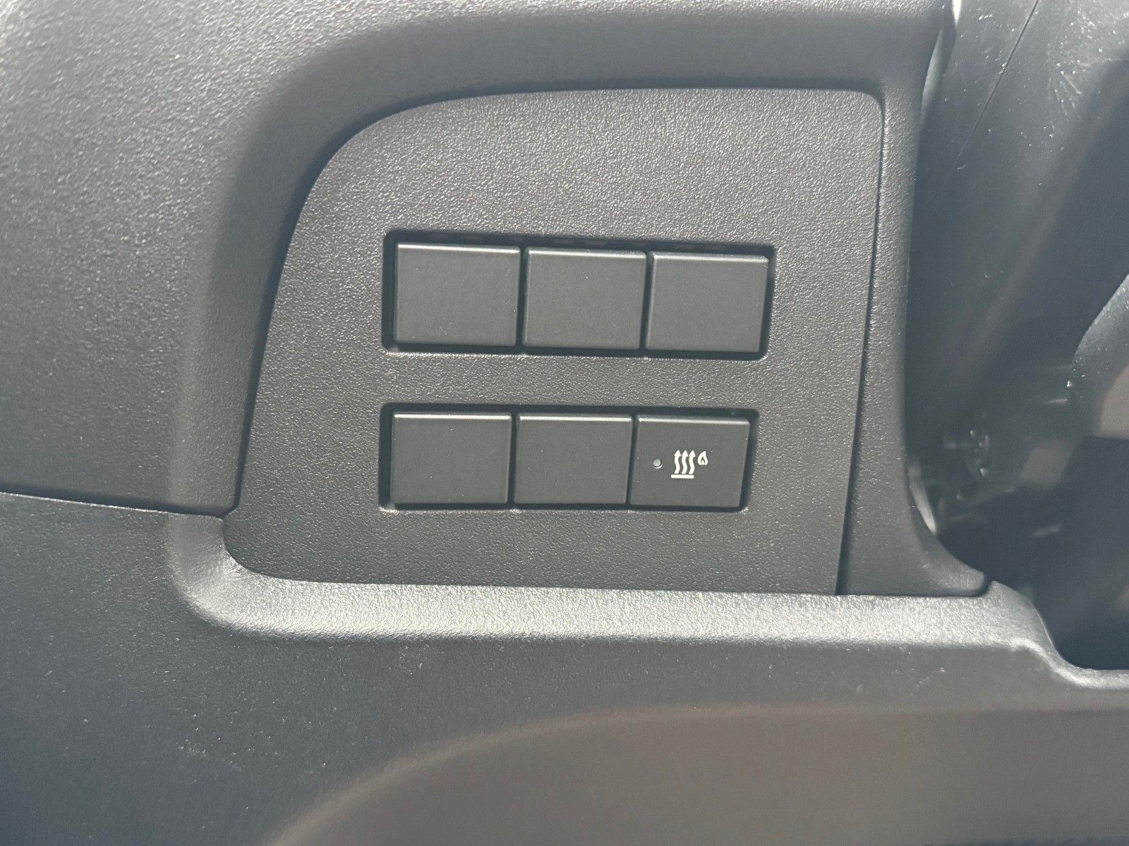Fahrzeugabbildung Iveco Daily 70C21 3.0L *L4*H3*Automatik*LED*AHK*