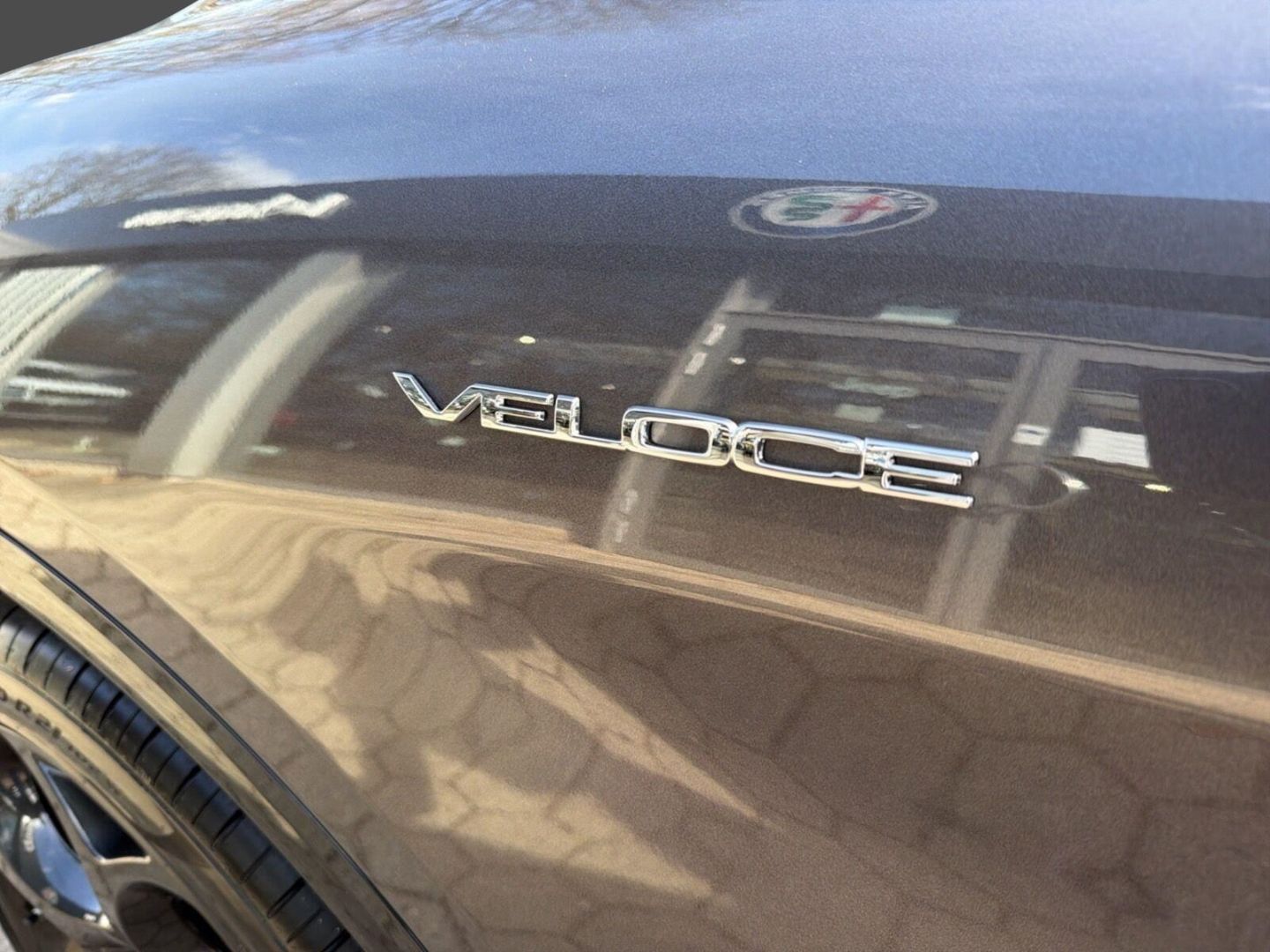 Fahrzeugabbildung Alfa Romeo Stelvio Veloce Q4 2.0 Turbo - AHK - 21 Zoll- Pan