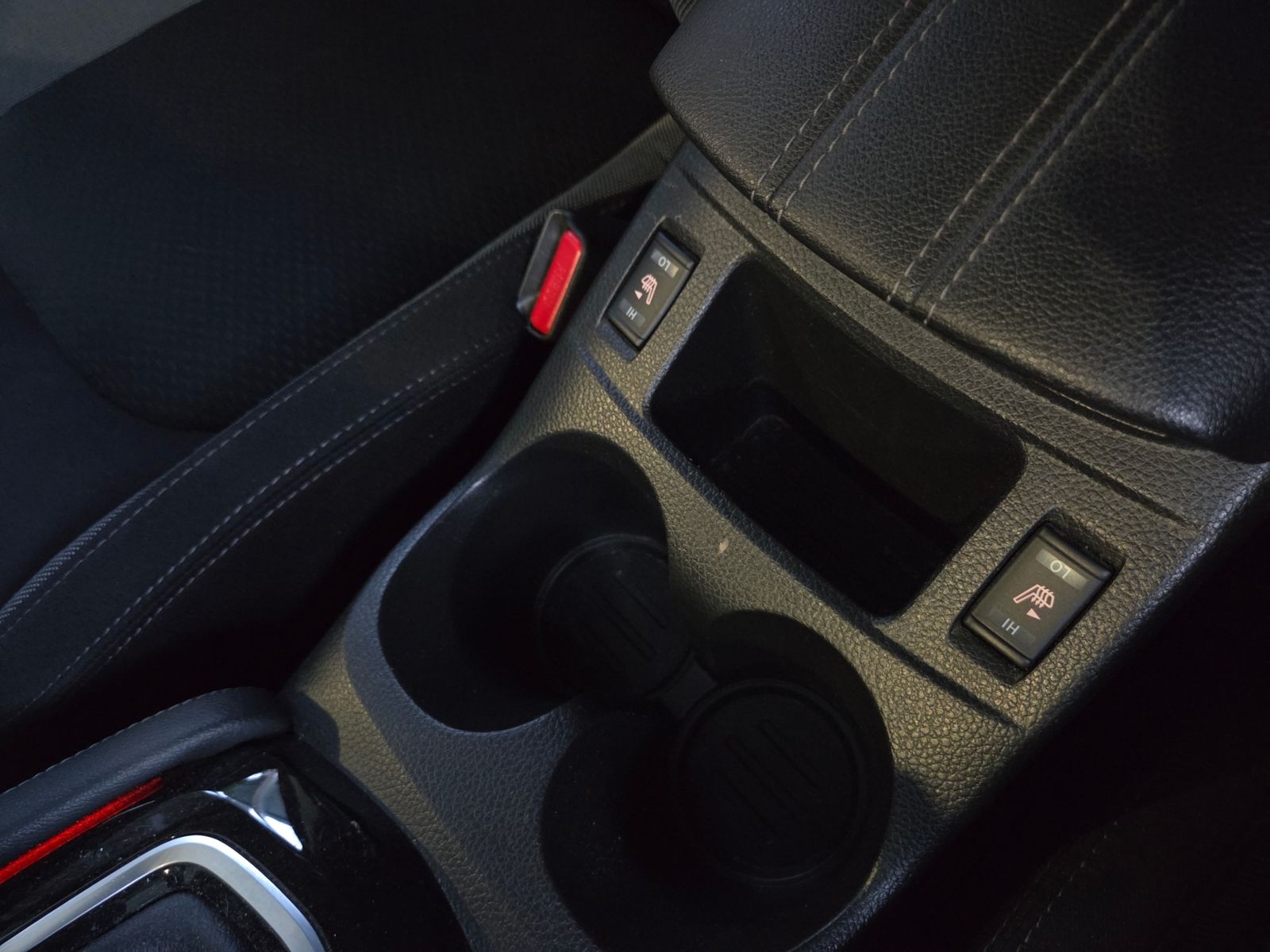 Fahrzeugabbildung Nissan Qashqai N-Connecta AHK LED NAV 360° SHZ ALU