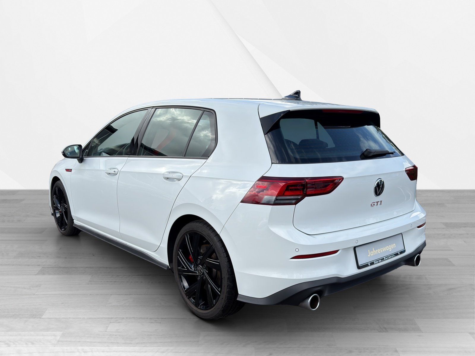 Fahrzeugabbildung Volkswagen Golf VIII GTI 2.0 TSI DSG.RF-Kamera.Navi.SH.Keyl
