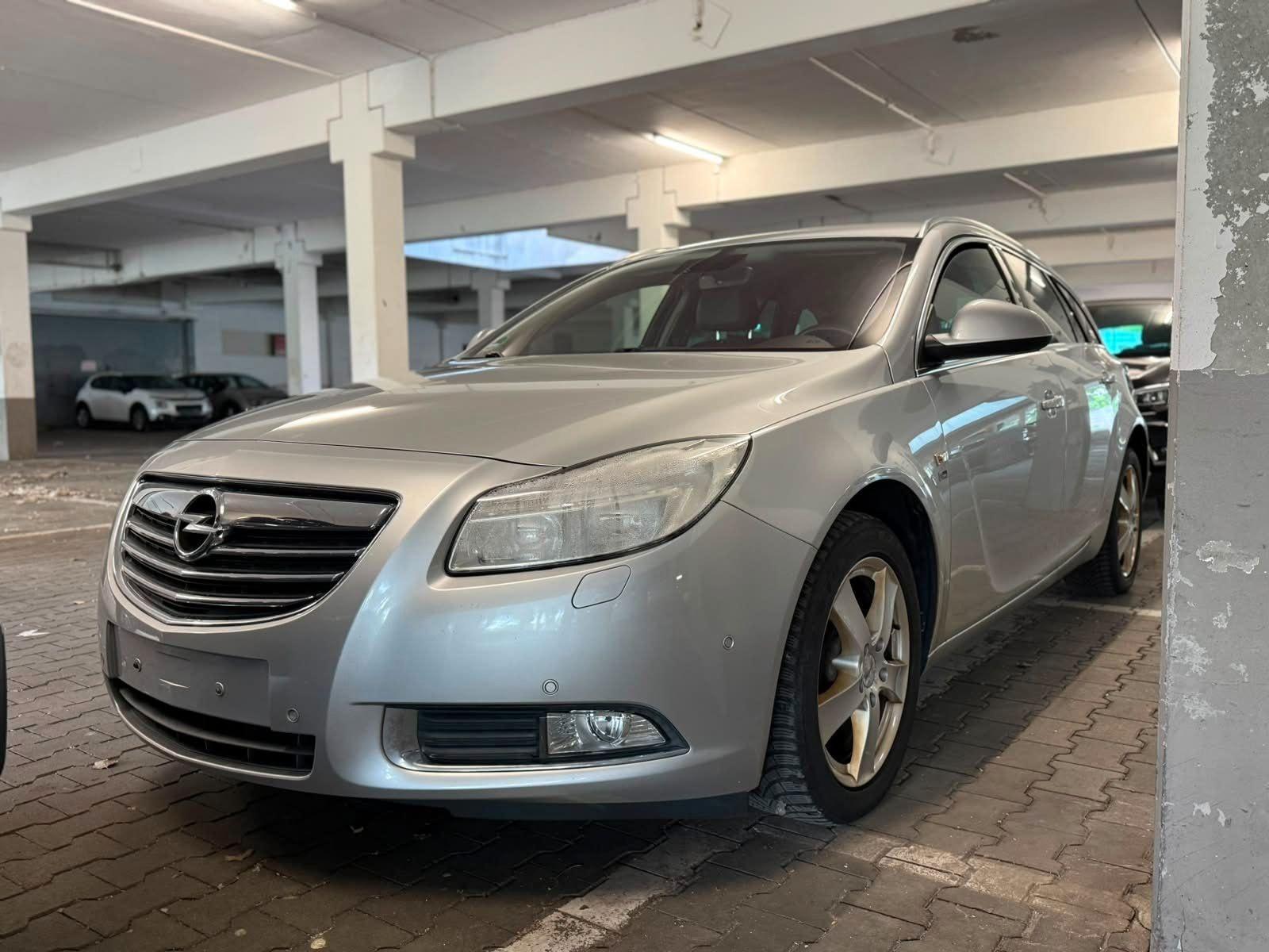 Opel Insignia Sports Tourer 150 Jahre NAVI. SHZ