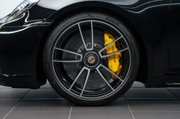 Porsche 992 - 8