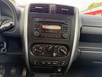 Suzuki Jimny 1.3 4WD Style+AHK+Shz+Klima+Teilleder