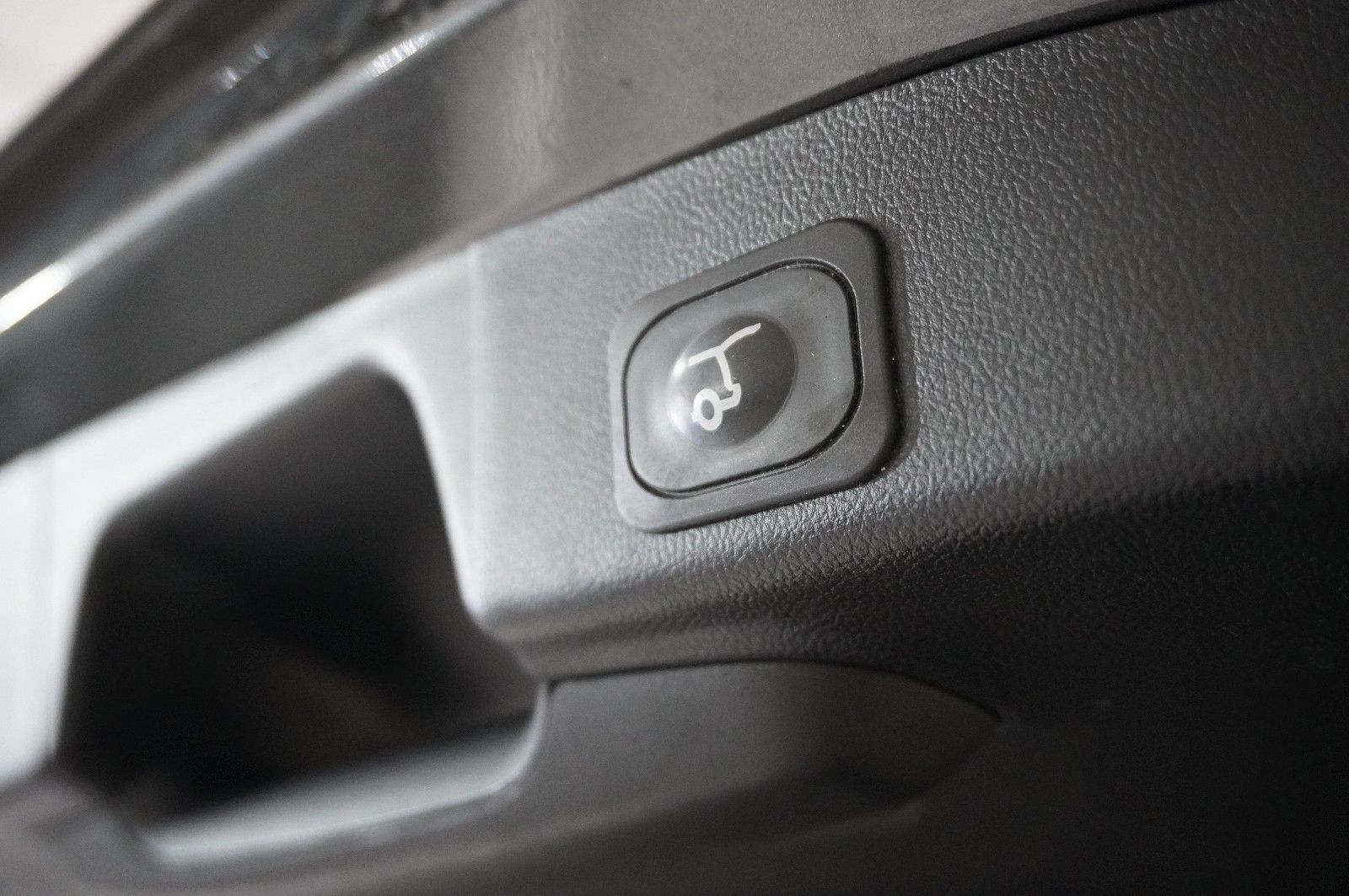 Fahrzeugabbildung Ford Focus Turnier  1.0 TITANIUM X NAVI/LED/KAMERA/SH