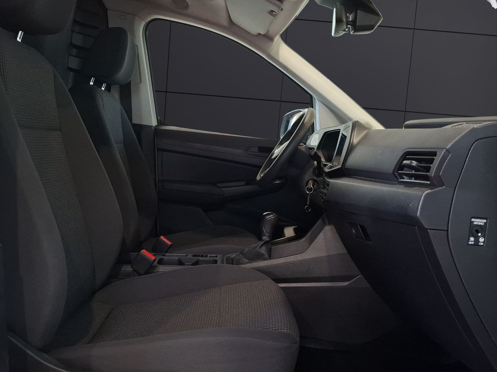 Fahrzeugabbildung Volkswagen Caddy TDI Kasten EcoProfi AHK Navi Klima GRA